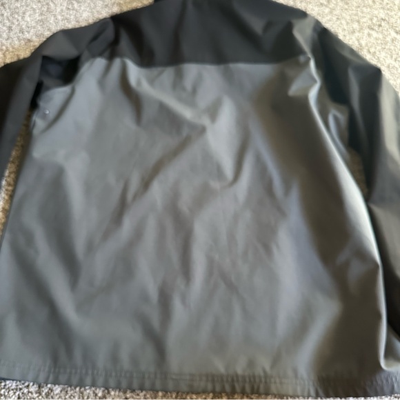 Men’s Voyager Windbreaker Jacket LARGE - Picture 11 of 11